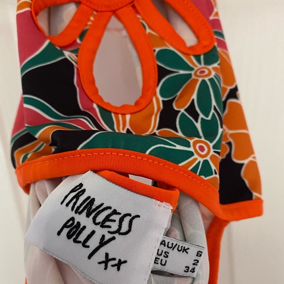 PRINCESS POLLY FAIRFIELD HALTER CROP TOP - Picture 2 of 6